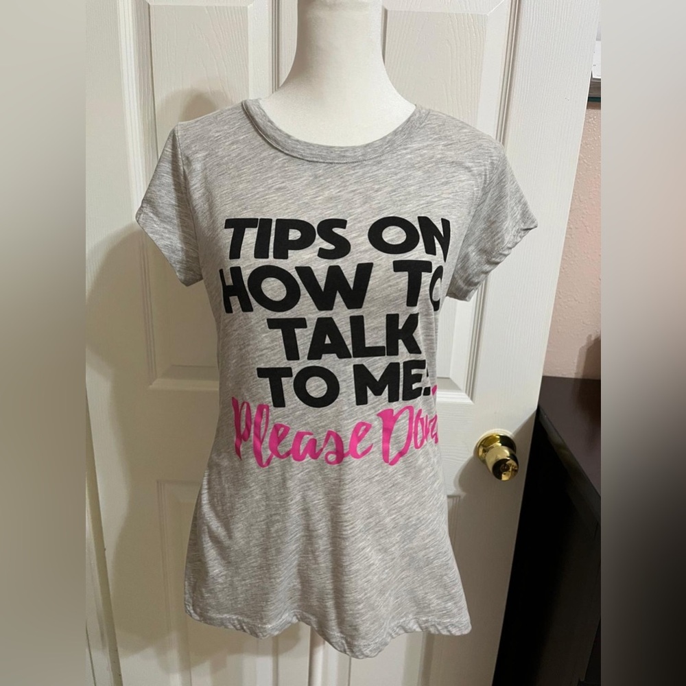 (20) Gray Graphic Tee with Black and Pink Text